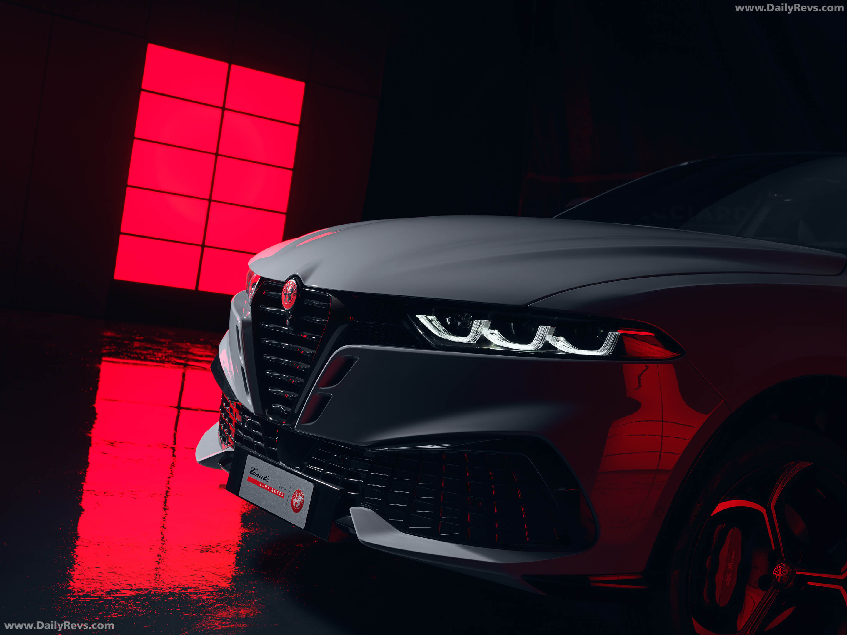2027 Alfa Romeo Tonale Luna Rossa Exterior